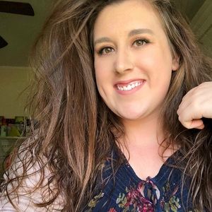 Meet your Posher, Karla